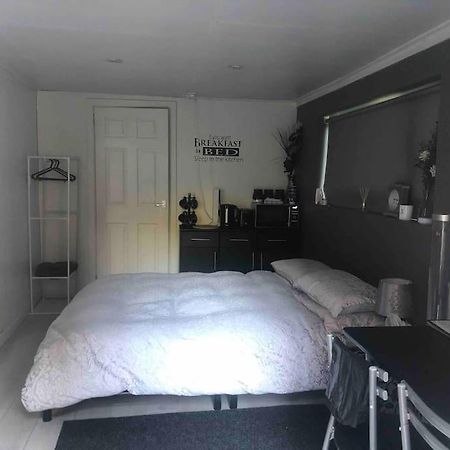Belfast Private Room, En-Suite & Own Access Ngoại thất bức ảnh